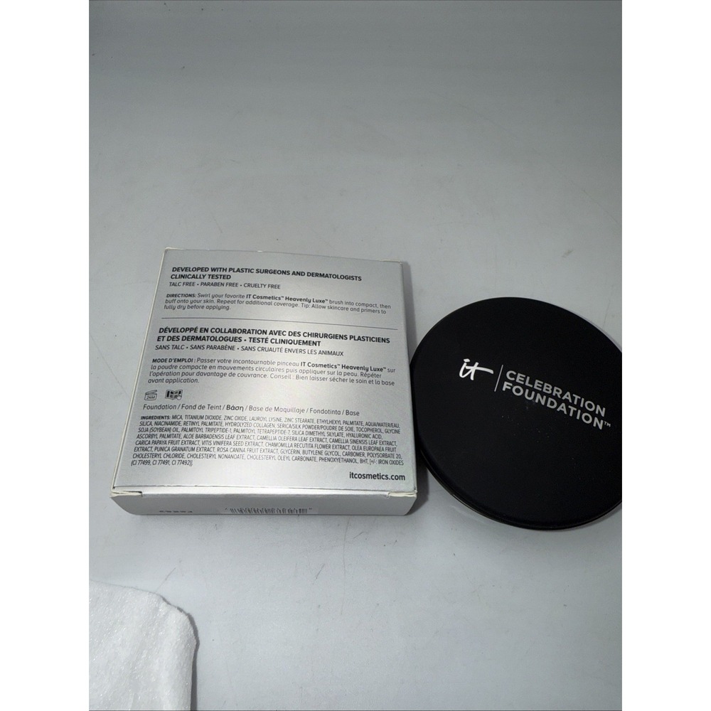 IT COSMETICS CELEBRATION FOUNDATION ILLUMINATION POWDER FOUNDATION RICH 0.30 OZ - Picture 4 of 5